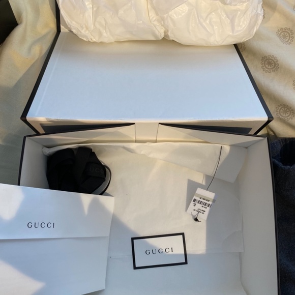 Gucci Marmont - Small Shoulder Bag - Picture 2 of 9